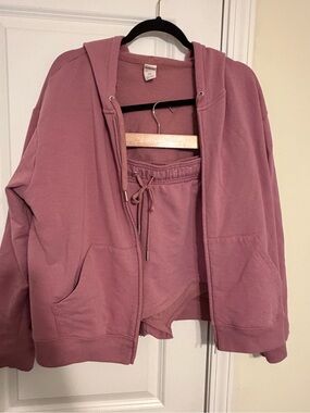 Women's Mauve Hoodie & Shorts Set